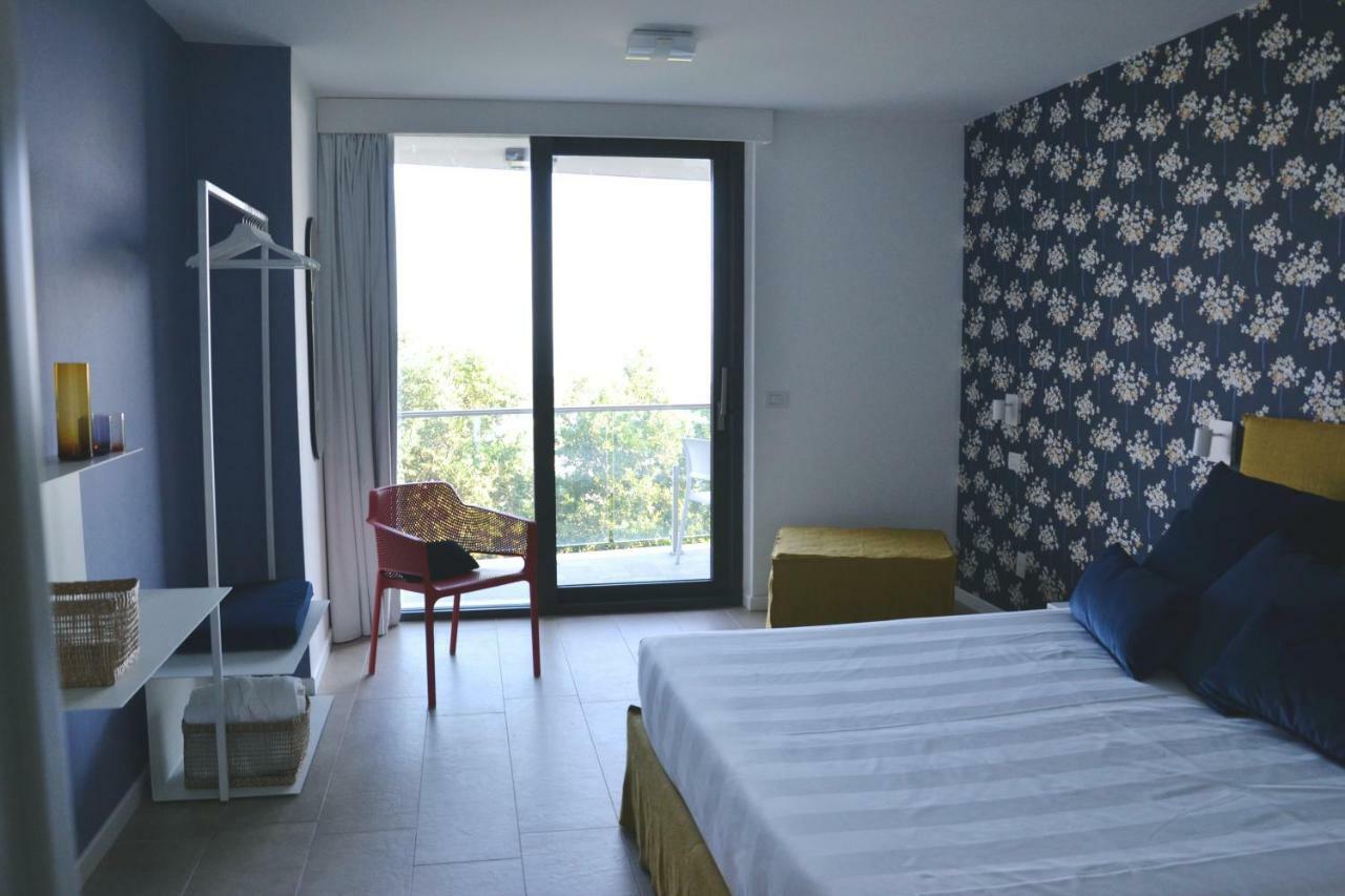 Deluxe Double Room Sea View,843352607:JPEG